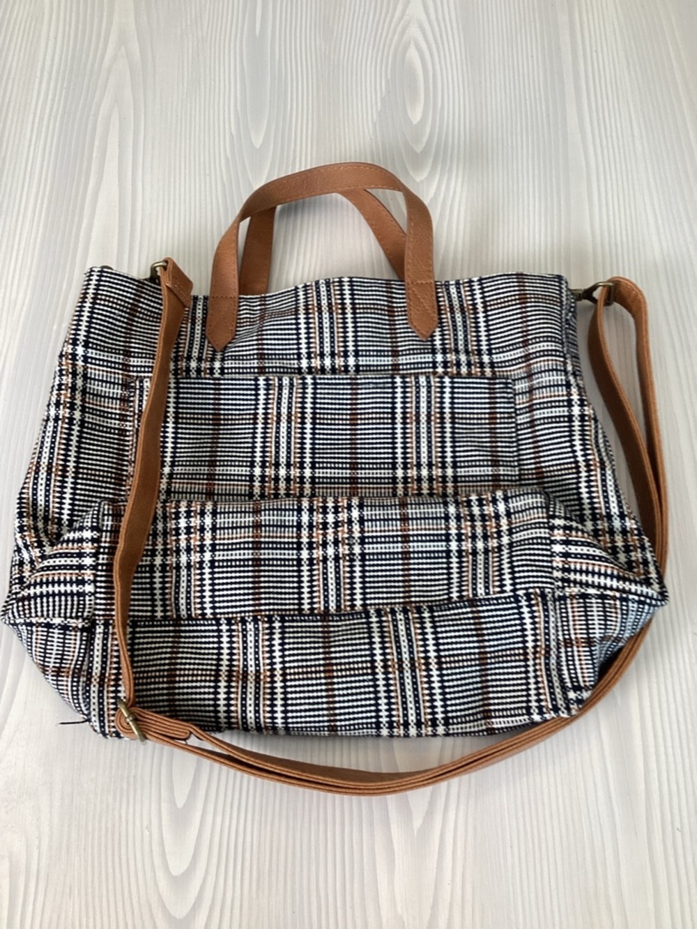 Thirty-One Plaid About You Handbag Preppy Slouch Detachable Shoulder Strap - Picture 4 of 12